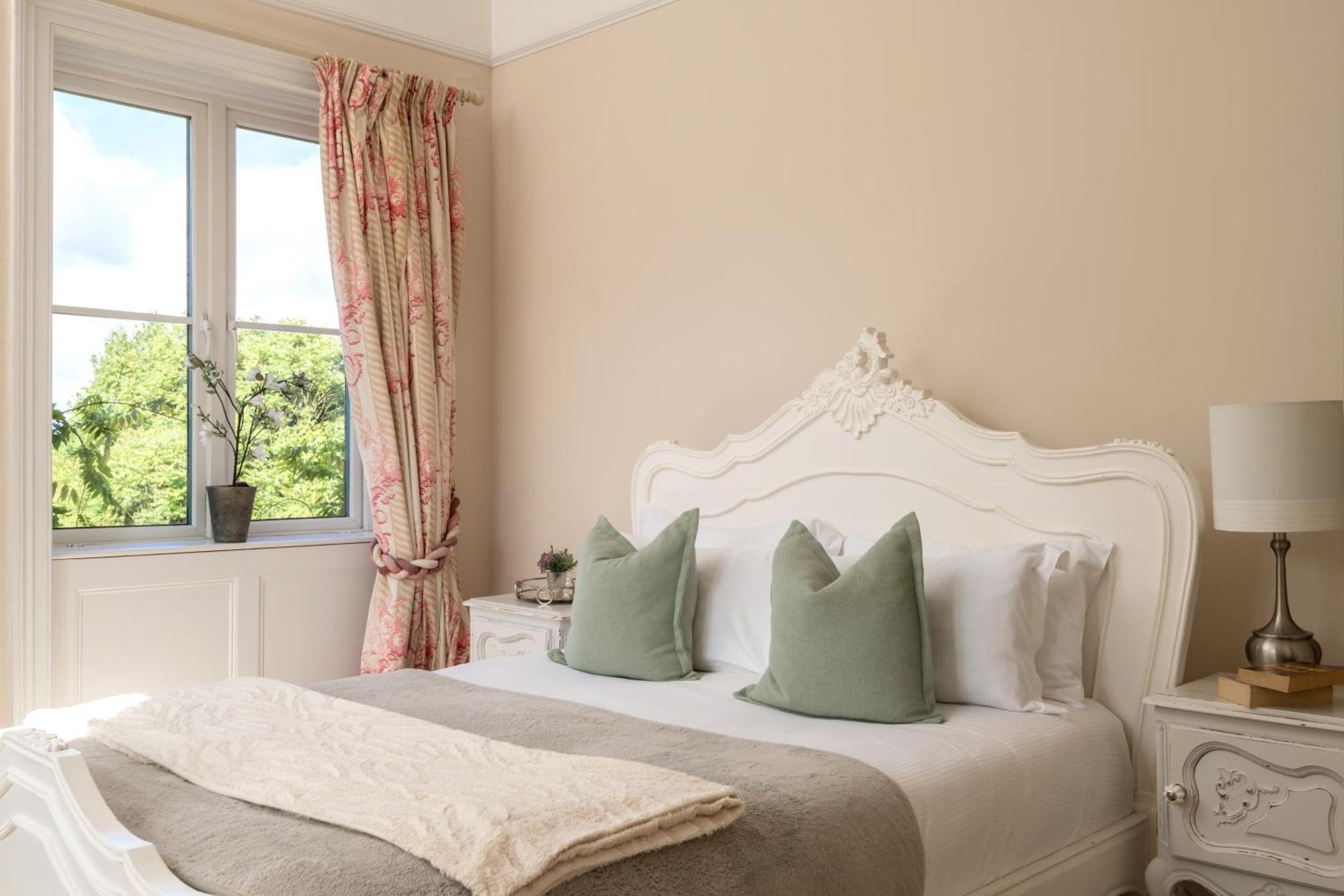 Downwood Vineyard Manor In Idyllic Countryside Villa Blandford Forum Exterior photo